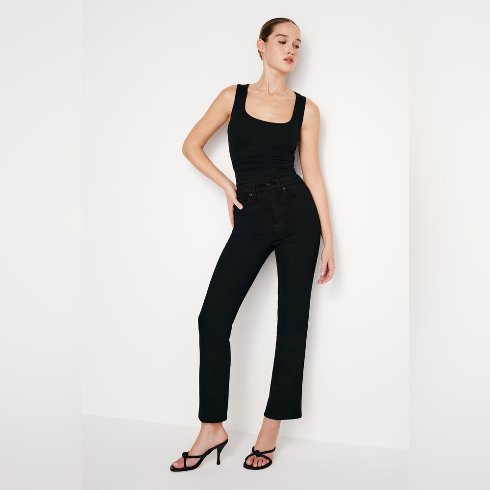 Good Curve Straight Never Fade Jeans